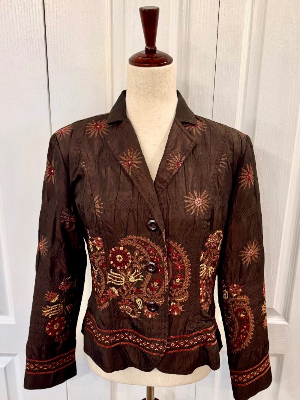 Vintage Woman's Elegant Boho Jacket by ELCC Embroidered Floral Baroque Size P/M